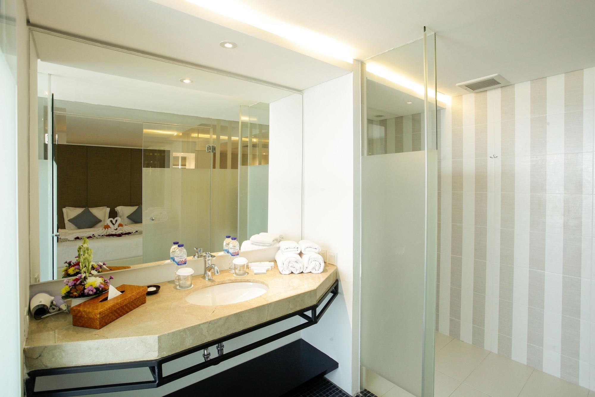 Benoa Sea Suites And Villas Nusa Dua  Exterior photo