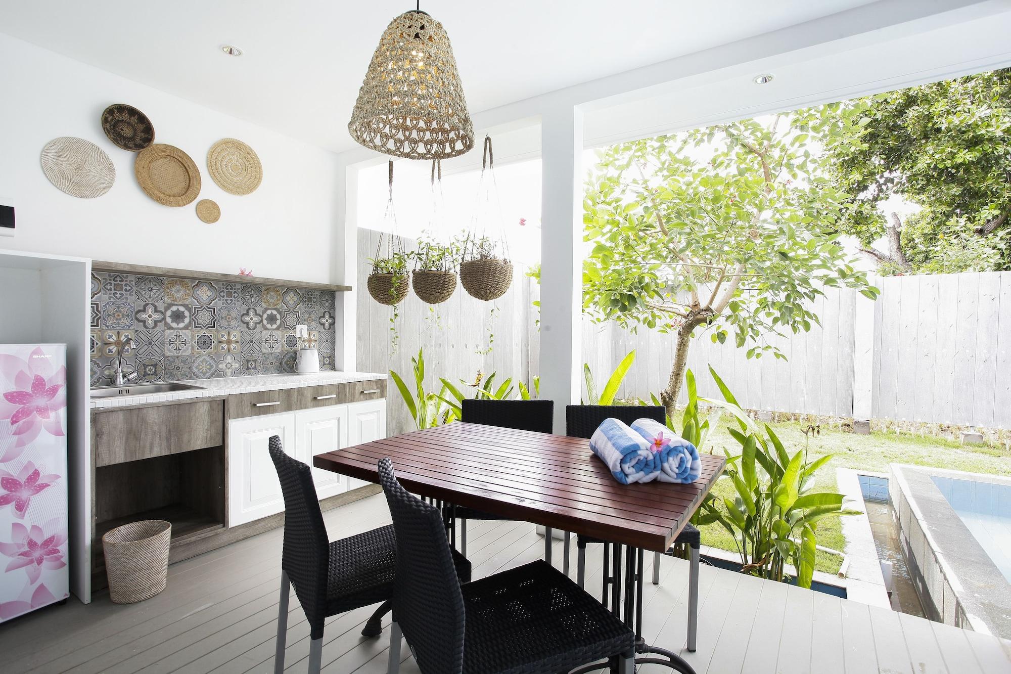 Benoa Sea Suites And Villas Nusa Dua  Exterior photo